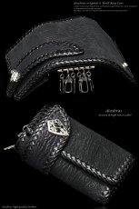画像4: 【diosbras-ディオブラス】シャーク スキン サメ革 使用 本革 キーケース ＆ 財布 ショートウォレット 牛革 wallet サメ皮 短財布 レザーウォレット サメ ウォレット バイカー ハーフウォレット 折財布 財布 シンプル 紳士 メンズ レディース シャークスキン 鮫 鮫皮 鮫革　【SS】 (4)