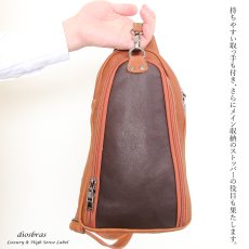画像10: ボディバッグ 本革 ワンショルダーバッグ 革 メンズ ハンドメイド レザー | ボディーバッグ レザーバッグ ショルダーバッグ 牛革 ショルダーバック ショルダー ギフト　誕生日プレゼント バッグ ボディバック 大容量 ペットボトル ワンショルダー ストッパー付き (10)