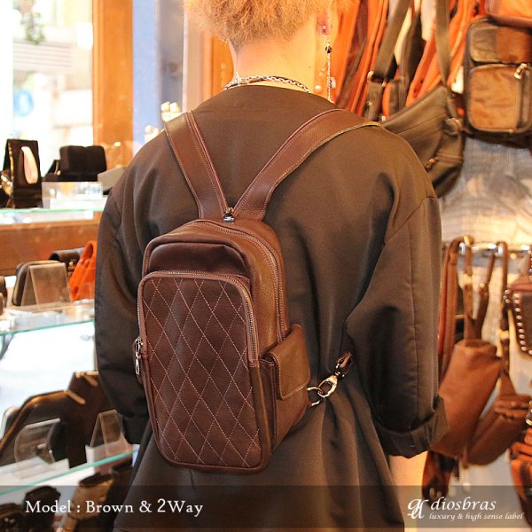 画像10: ボディバッグ 本革 ワンショルダーバッグ リュック リュックサック  革 メンズ ハンドメイド レザー | ボディーバッグ レザーバッグ ショルダーバッグ 牛革 ショルダーバック ショルダー  バッグ ボディバック 大容量 ペットボトル ワンショルダー