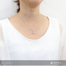画像3: 百合の紋章　ユリ　ペンダント　ターコイズ　トルコ石　ブラックスピネル　ブラックスター　ムーンストーンリリー　王冠　クラウン ペンダント トップ シルバーアクセサリー　ナバホ　パワーストーン ペリドット インディアンジュエリー/シルバー925/ ネックレス メンズ レディース (3)