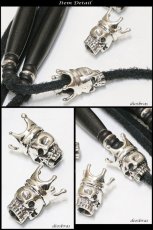 画像2: ビーズ/シルバー/シルバー925/ビーズ/アクセサリー/ハンドメイド/パーツ/スカル　ハンド　骸骨　髑髏　ドクロ クラウン　王冠　クロス　十字架　トリプルクラウン　ゴシック　アラベスク 縦17,3mm 直径11,9mm　穴径4,3mm 【メール便全国送料無料】 (2)