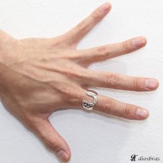 画像2: 【シルバーリング】【ホースシューリング】アラベスク【シルバーアクセサリー】馬蹄　リング シルバーアクセサリー メンズ シルバーリング 指輪 シルバー925 メンズアクセサリー 大きいサイズ 【メール便なら全国送料無料】【diosbras-ディオブラス-】 (2)