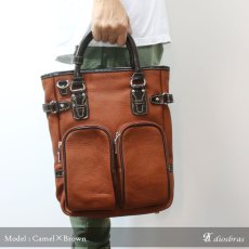 画像8: 革 トートバッグ ビジネスバッグ レザー 牛革 トートバッグ メンズ ショルダーバック 本革 ブリーフケース バッグ 本革 鞄 男性 ギフト 旅行 通勤 小銭入れ A4ファイル A4サイズ 軽量 軽い 大容量 レディース　最高級カーフスキン プレゼントに大人気ＰＵレザーにはない質感 (8)