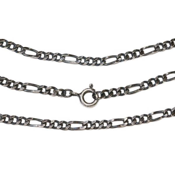 画像1: 【シルバーチェーン】シルバーフィガロチェーン 幅1,6mm 40cm 45cm 50cm ネックレス チェーン シルバー925 SILVER Necklace chain 銀 鎖 首飾り フィガロ【メール便無料】【ギフトOK】 シルバー925チェーン シルバーネックレスチェーン 独自燻し仕上げ　オキシダイ