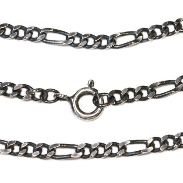 画像1: 【シルバーチェーン】シルバー カット フィガロチェーン 幅2,8mm 45cm ネックレス チェーン シルバー925 SILVER Necklace chain 銀 鎖 首飾り フィガロ【メール便無料】【ギフトOK】 シルバー925チェーン シルバーネックレスチェーン 独自燻し仕上げ　オキシダイ