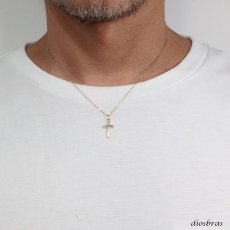画像2: 日本製 クロス 十字架 ペンダント k18 シンプル ゴールド 18k メンズ レディース クロスペンダント 18金 アズキチェーン 長あずきチェーン トップ 小豆チェーン ネックレス (2)