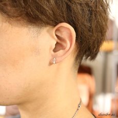 画像4: 18K 18金ピアス クロス k18 シンプル ゴールド ピアス 18k クロスピアス 18金 リリー 百合 十字架 メンズ レディース (4)