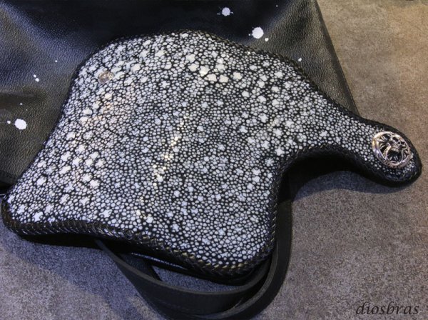 画像4: メンズ長財布 バイカーズウォレット イバラエイ レザーウォレット 本革 カットスティングレー スター エイ革 長財布 バイカーズウォレット レザーウォレット シルバー９２５コンチョ 革財布 皮財布 ロングウォレット 天然皮革 梅花皮 かいらぎ メンズ 長財布 ガルーシャ