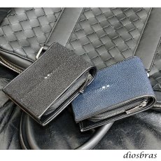 画像3: メンズ二つ折り レザーウォレット 本革 スティングレイ エイ革 ガルーシャ シンプルウォレット スリム 薄い 短財布 レザーウォレット 革財布 皮財布 ショートウォレット ウォレット 紳士財布 婦人財布 サイフ 二つ折り財布 メンズ レディース 財布 L型コインファスナー (3)