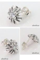 画像2: シルバー９２５ クロス 十字架 ジルコニア 片方ピアス メンズ レディース ブリリアンカット 多角カッティング シルバー９２５ 極小クロス ダイヤモンド ジルコニア (2)