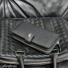 画像10: 長財布 ラウンドファスナー クロス シルバー925製 コンチョ 十字架 レザーウォレット 革財布 本革 レザー シュリンクレザー ラウンドジッパー ウォレット ハンドメイド 牛革 レディース おしゃれ スリム メンズ長財布  男性 女性 メンズ財布 ファスナー カード収納 大容量 (10)