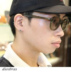 画像3: シルバー９２５ クロス 十字架 ブラック ジルコニア 太陽神 サンマーク 片方ピアス メンズ レディース ブリリアンカット 多角カッティング 極小クロス (3)