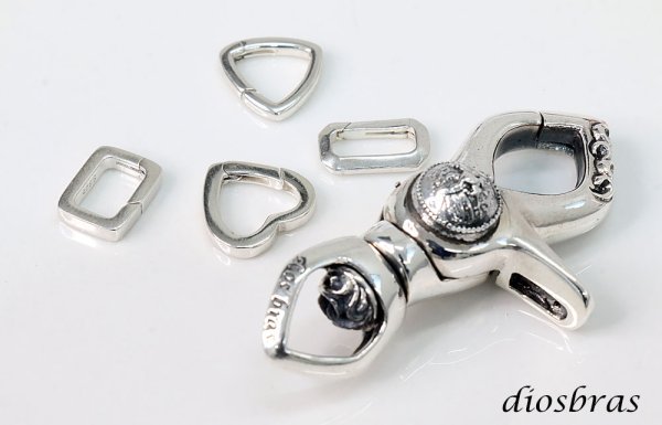 画像2: キーリング キーホルダー ファニー カラビナ 丸カン ハート 三角 トライアングル 楕円 スクエア 四角 丸型 カラビナ サークル  マルカン１個売り 極太ビーズ シルバー シルバー925 ビーズ アクセサリー ハンドメイド パーツ  線径2 5mm 直径17mm×9mm   スターリングシルバー