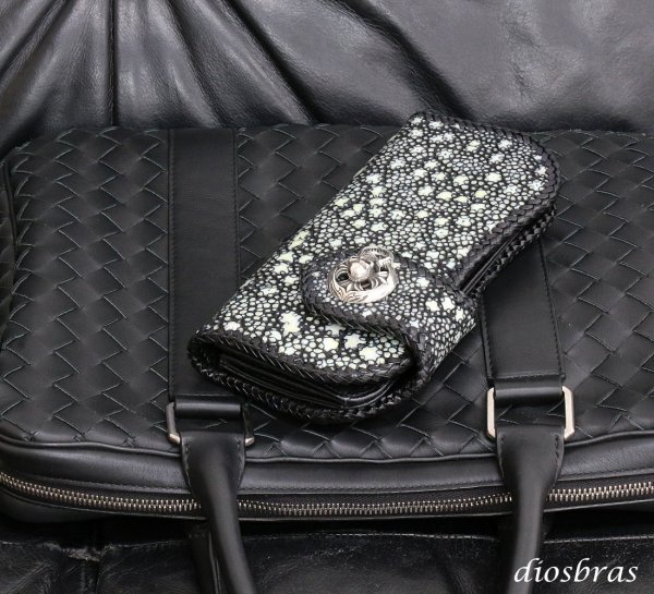 画像8: メンズ長財布 バイカーズウォレット イバラエイ レザーウォレット 本革 カットスティングレー スター エイ革 長財布 バイカーズウォレット シルバー９２５コンチョ 革財布 皮財布 ロングウォレット 天然皮革 梅花皮 かいらぎ メンズ 長財布 ガルーシャ