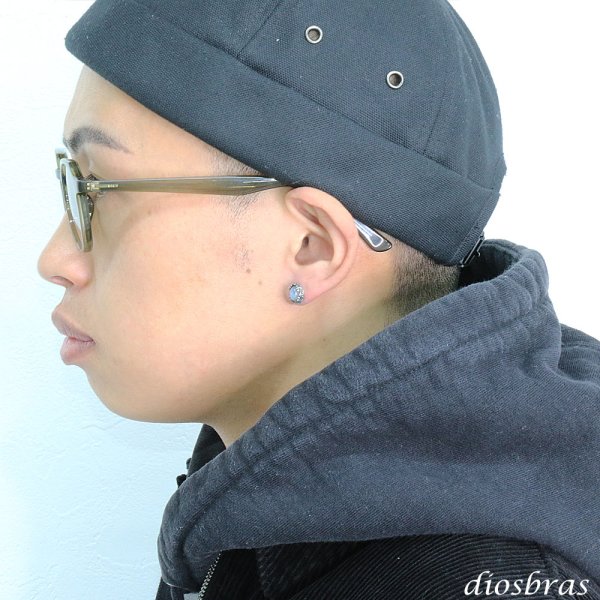 画像3: ピアス ブラックスター ムーンストーン ターコイズ アラベスク 王冠 クラウン クロス 十字架 ダイオプサイト ワンポイント ゴシック 本物シルバー925  ピアス 片方 パワーストーン ピアス片耳 片方販売ピアス メンズ レディース メール便なら送料無料