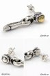 画像3: メンズピアス  シルバーアクセサリー  シルバーピアス  バラ売り 片耳のみ  シャープでキレイめハードな横顔に シルク リンク  メンズ アクセサリー ピアス クロス 十字架  (3)