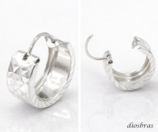 画像2: フープピアス  リング ピアスダイヤモンドカット シルバーエッジ　カット ９２５ ピアス メンズ レディース フープ 本物シルバー９２５ 片方ピアス メンズ レディース 鏡面 ミラーカット 15mm (2)