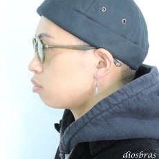 画像2: メンズピアス  シルバーアクセサリー  シルバー925 ピアス  バラ売り 片耳のみ  ターコイズ　イミテーション オパール 赤珊瑚 パウアシェル　シェル イーグル ドロップピアス (2)