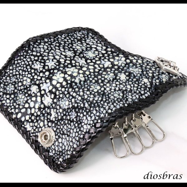 画像3: キーケース　４連　ガルーシャ　スティングレイ メンズ レディース 本革 スティングレー スター エイ革 梅花皮 かいらぎ イバラエイ ガルーシャ   スタースティングレー バイカー 牛革 ハンドメイド　コンチョ