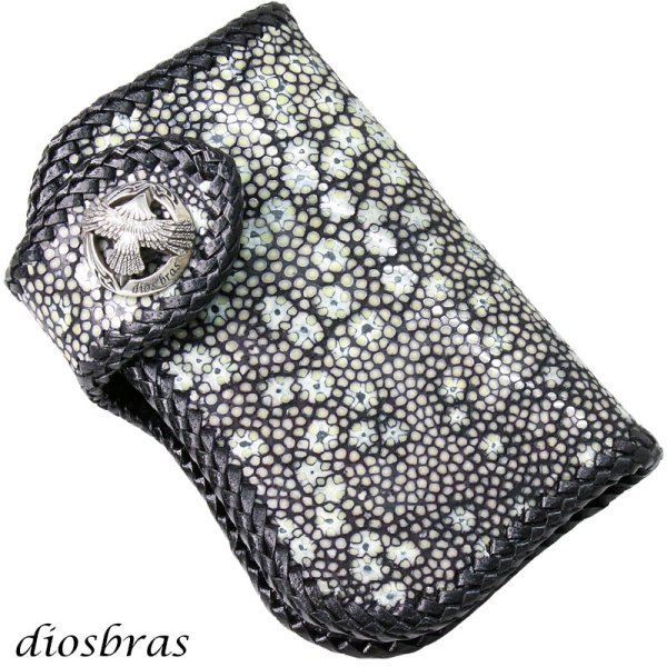 画像1: メンズ 二つ折り財布 バイカーズウォレット  イバラエイ ミドル ハーフウォレット シンプル レザーウォレット 本革 カットスティングレイ エイ 革 シルバー９２５コンチョ 革財布 皮財布 ロングウォレット 天然皮革 天然皮革 梅花皮 かいらぎ メンズ 長財布 ガルーシャ