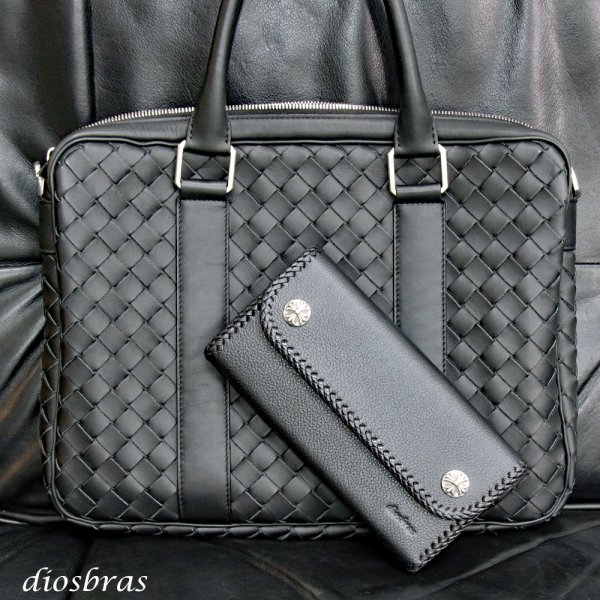 画像8: 長財布 クロス トラッカーウォレット シルバー925製 コンチョ 十字架 レザーウォレット 革財布 本革 レザー シュリンクレザー かぶせ財布 ウォレット ハンドメイド 牛革 レディース おしゃれ スリム メンズ長財布  男性 女性 メンズ財布 ファスナー カード収納 大容量