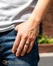 画像4: ステンレス  リング 回転式 スピナー リング ローマ字  シルバー 金属アレルギー対応 光沢 ゴールド 金 リング アクセサリー メンズ レディース (4)