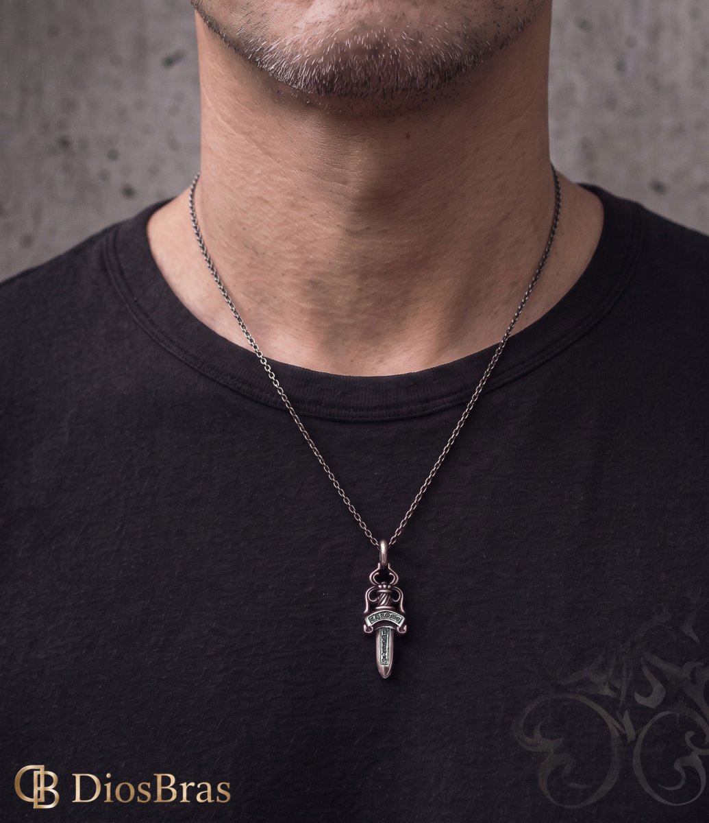 画像2: シルバー925 ダガー 剣  ペンダント バイカー クリアジルコニア ペンダント   メンズ シルバーネックレス シルバーアクセ ペンダントトップ ハード (2)