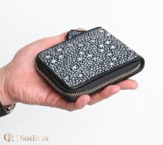 画像7: 財布 ラウンドファスナー スティングレイ メンズ レディース 本革 スティングレー スター エイ革 梅花皮 かいらぎ イバラエイ ウォレット ガルーシャ ラウンド ジッパー スタースティングレー レザーウォレット  バイカー ショート 二つ折り財布 牛革 ハンドメイド (7)