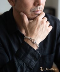 画像7: ブレスレット 馬蹄　ホースシュー アラベスク ブレスレット ダブルクリップ シルバー925 長あずき 小豆チェーン シルクリンク フック デザインチェーン アンカー チェーン ブレスレット シンプル　ロロマリーナ  ゴールド シルバーメンズ レディース 女性 金属アレルギー (7)
