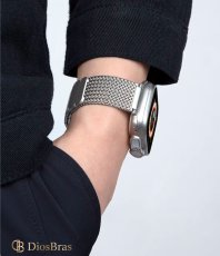 画像2: メッシュ　網目 アップルウォッチ バンド  ベルト apple watch ステンレス チタン バンド 49mm 44mm/45mm/46ｍｍ ULTRA ウルトラ バンド ベルト ラバーバンド 高級  バックル バタフライバックル ブラック オレンジ メンズ  スポーツ シリコン 6/7/8/9/10/11/12ULTRA/SE (2)