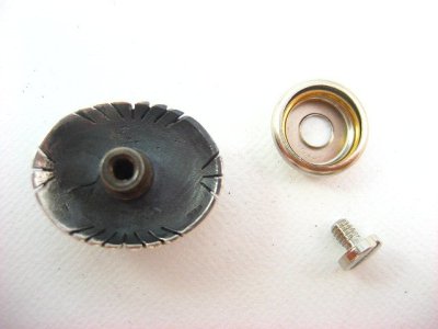 画像1: ターコイズ ナバホ族 オーバル デザイン アリゾナ産ターコイズ コンチョ【M】シルバー925コンチョ 財布 ウォレット メンズ カスタムパーツ(ネジ式)【diosbras-ディオブラス-】【メール便送料無料】【品番e&f】
