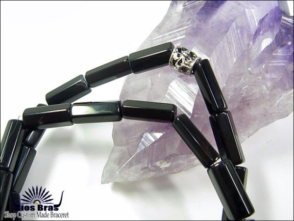 画像2: 【diosbras-ディオブラス】【全国送料無料】長方形　　二連　オニキス　ブレスレット　数珠　ユリの紋章ビーズ :シルバー９２５製　ダブルブレスレット 四角【パワーストーン】【お数珠】【念珠】【天然石ブレス】【【風水グッズ 】【開運アイテム】【お守り】 (2)