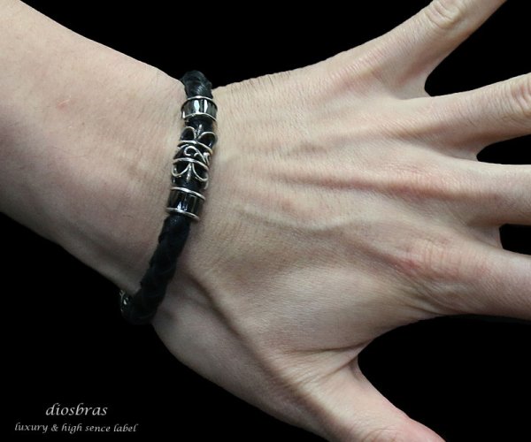画像3: 【diosbras-ディオブラス-】シルバー レザーブレスレット フック アラベスク シルバー925製 スカル ユリ クロス 編み込み 三つ編み メンズ  【SA】 (3)