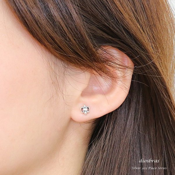 画像3: 【メンズピアス】ピアス【シルバーアクセサリー】【シルバーピアス】レディース ●バラ売り(片耳のみ)■シャープでキレイめハードな横顔に!ジルコニア【 メンズ|アクセサリー|ピアス|クロス・十字架|フレア・リリー・百合・ユリの紋章|ナイフ|剣 】 (3)
