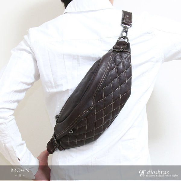 画像5: ボディバッグ 本革 ワンショルダーバッグ 革 メンズ ハンドメイド レザー | ボディーバッグ レザーバッグ ショルダーバッグ 牛革 ショルダーバック ショルダー ギフト 誕生日プレゼント バッグ ボディバック 大容量 ペットボトル ワンショルダー プレゼントにおすすめ (5)