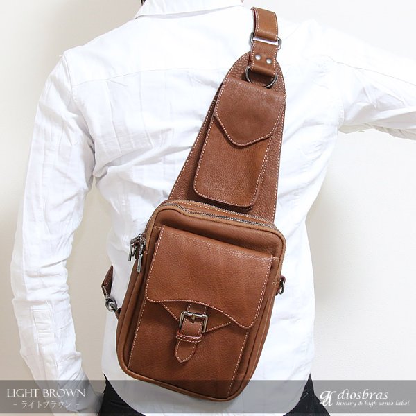 画像3: ボディバッグ 本革 ワンショルダーバッグ 革 メンズ ハンドメイド レザー | ボディーバッグ レザーバッグ ショルダーバッグ 牛革 ショルダーバック ショルダー ギフト 誕生日プレゼント バッグ ボディバック 大容量 ペットボトル ワンショルダー (3)