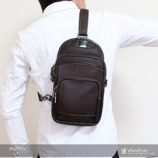 画像5: ボディバッグ 本革 ワンショルダーバッグ 革 メンズ ハンドメイド レザー | ボディーバッグ レザーバッグ ショルダーバッグ 牛革 ショルダーバック ショルダー ギフト 誕生日プレゼント バッグ ボディバック 大容量 ペットボトル ワンショルダー コンチョ (5)