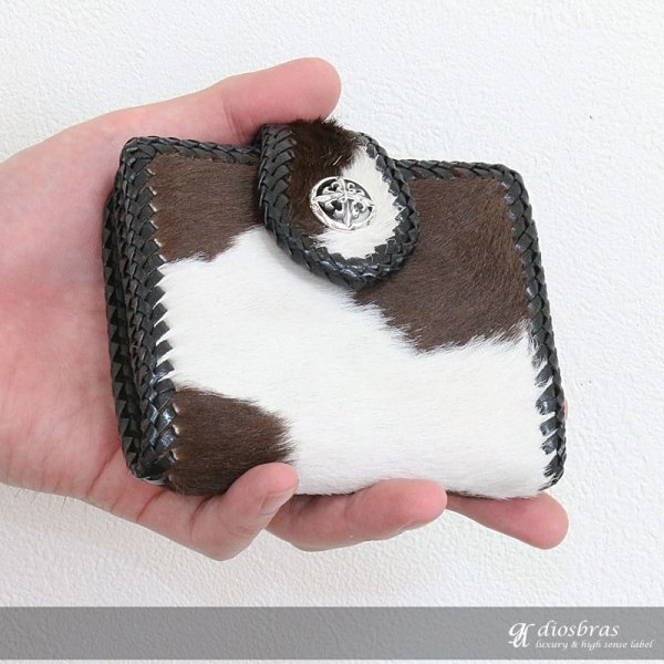 画像2: メンズ二つ折り 財布 バイカーズウォレット ショート ウォレット シンプル レザーウォレット 本革 ハラコ 牛革 二つ折り財布 レザーウォレット シルバー925コンチョ 革財布 皮財布 短財布 天然皮革 プレゼント お財布 メンズ レディースレザーウォレット (2)