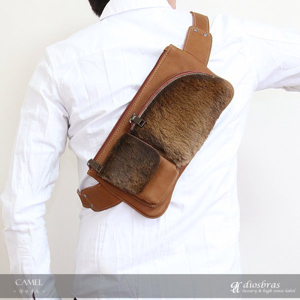 画像7: 【OUTLET SALE】ボディバッグ 本革 ワンショルダーバッグ 革 メンズ ハンドメイド レザー | ボディーバッグ レザーバッグ ハラコ革 毛皮 ショルダーバッグ 牛革 ショルダーバック ギフト バッグ ボディバック 大容量 ペットボトル  ウエストポーチ ウエストバッグ (7)