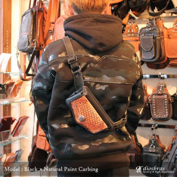 画像4: ボディバッグ 本革 ワンショルダーバッグ 革 メンズ ハンドメイド レザー ボディーバッグ レザーバッグ ショルダーバッグ 牛革 ショルダーバック ショルダー バッグ ボディバック 大容量 ペットボトル コンチョ 財布 ウォレット小銭入れ 長財布  iQOSケース アイコス (4)