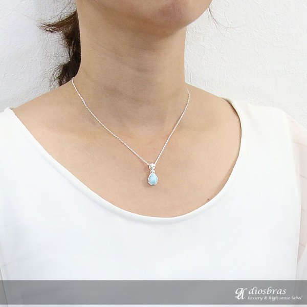 画像2: ラリマー ペンダントドミニカ産 オーバル ペンダント トップ アラベスク ラリマーペンダント クラウン 王冠 パワーストーン インディアンジュエリー鷹・イーグル羽根/シルバー925/フェザーネックレス ネックレス メンズ レディース 雫 しずく型【メール便なら送料無料】 (2)