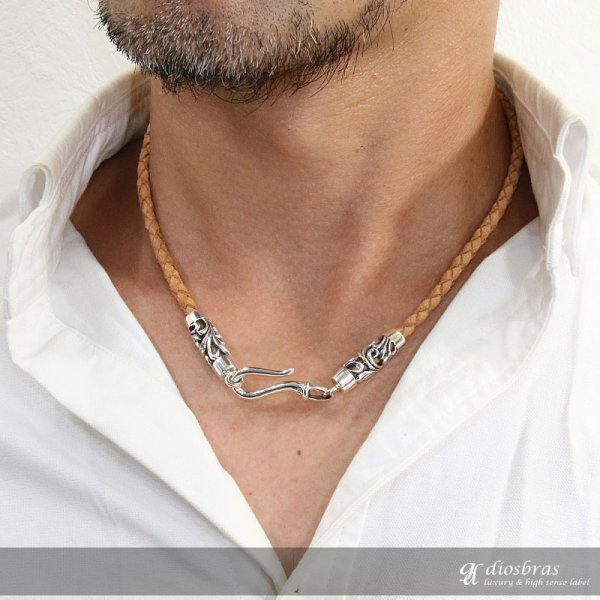 画像2: レザーネックレス シルバーネックレス レザーチョーカー アラベスク 唐草 2連レザー ネックレス 4本編み フック スカル ドクロ ボーン シルバー925製 スカル ユリ クロス 丸革紐 メンズ レディース【SA】【diosbras-ディオブラス-】 (2)