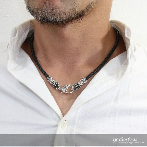 画像5: レザーネックレス シルバーネックレス クラウン 王冠 レザーチョーカー 2連レザー ネックレス 4本編み フック スカル ドクロ ボーン シルバー925製 スカル ユリ クロス 丸革紐 メンズ レディース【SA】【diosbras-ディオブラス-】 (5)