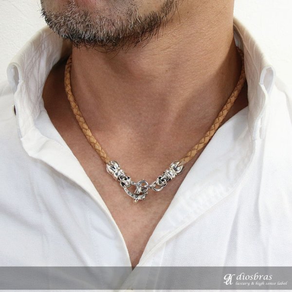 画像2: レザーネックレス シルバーネックレス 骸骨 アラベスク 唐草 2連レザー レザーチョーカー ネックレス 4本編み フック スカル ドクロ ボーン シルバー925製 スカル ユリ クロス 丸革紐 メンズ レディース【SA】【diosbras-ディオブラス-】 (2)