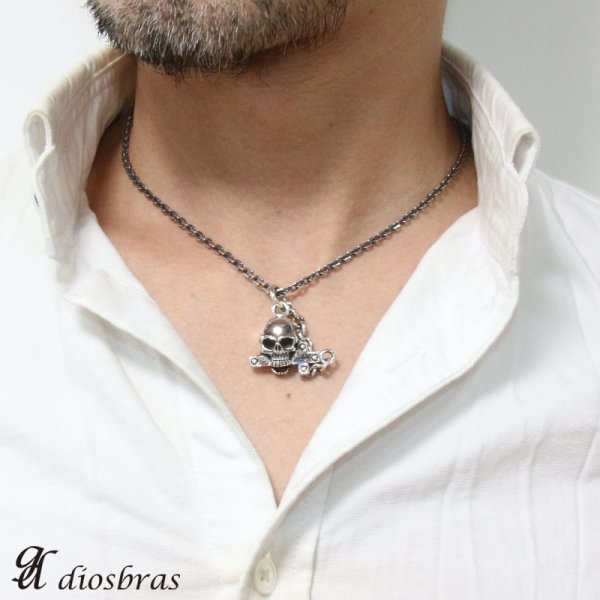 画像2: スカル　ドクロ　髑髏　シルバー925 チェーン　バイカーベル ペンダント クロス　十字架　ガーディアンベル ゴシック  [ メンズ | シルバーネックレス | シルバーアクセ | ペンダントトップ | ハード クロス　十字架 (2)