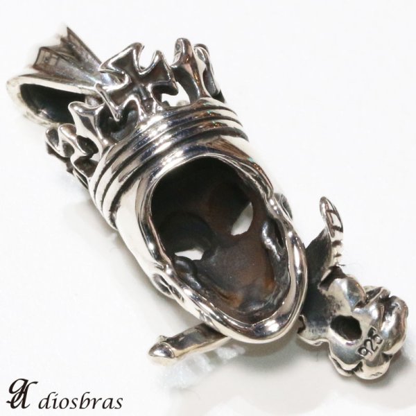 画像4: スカル　ドクロ　髑髏　シルバー925 ローズ　バラ　薔薇　バイカーベル ペンダント クロス　十字架　クラウン　王冠 ゴシック  [ メンズ | シルバーネックレス | シルバーアクセ | ペンダントトップ | ハード クロス　十字架 (4)