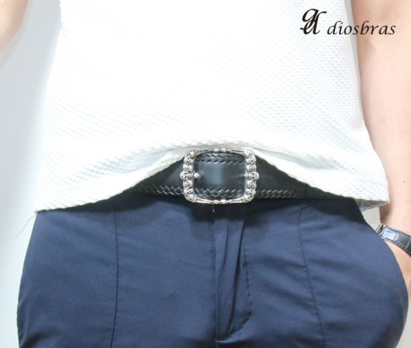 画像4: 【シルバーバックル】【シルバーアクセサリー】スカル ドクロ 骸骨 ボーン ブラックジルコニア バックル シルバーアクセサリー メンズ シルバー バックル シルバー925 メンズアクセサリー プレゼントに人気 送料無料【diosbras-ディオブラス-】 (4)