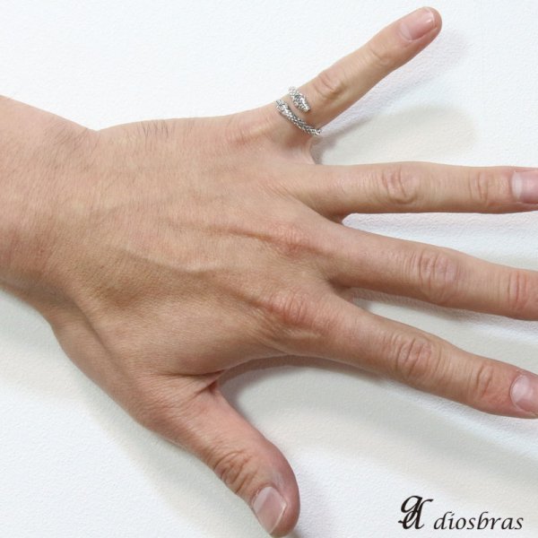 画像4: 【シルバーリング】【スネーク　リング】【シルバーアクセサリー】ジルコニア　リング　蛇　ヘビ　シルバーアクセサリー メンズ シルバーリング 指輪 シルバー925 メンズアクセサリー 大きいサイズ フリーサイズ【メール便なら全国送料無料】 (4)