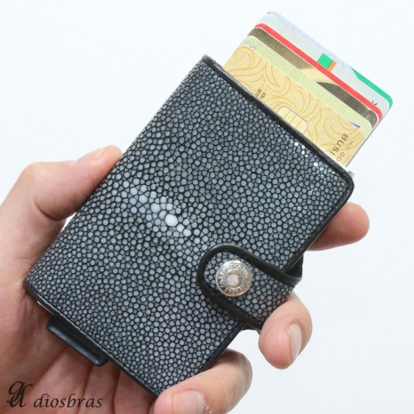 画像10: カードケース スライド スティングレイ スティングレー ガルーシャ 財布 ウォレット 二つ折り財布 アルミニウム カードケース スキミング防止 磁気 薄型 スリム RFID カードホルダー スライド式 マネークリップ メンズ レディース キャッシュレス ミニマリスト エイ革 (10)