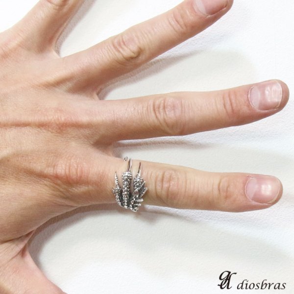 画像2: 【シルバーリング】【ドラゴン リング】【シルバーアクセサリー】クロウ 爪 リング 龍 竜 シルバーアクセサリー メンズ シルバーリング 指輪 シルバー925 メンズアクセサリー 大きいサイズ フリーサイズ【メール便なら全国送料無料】 (2)